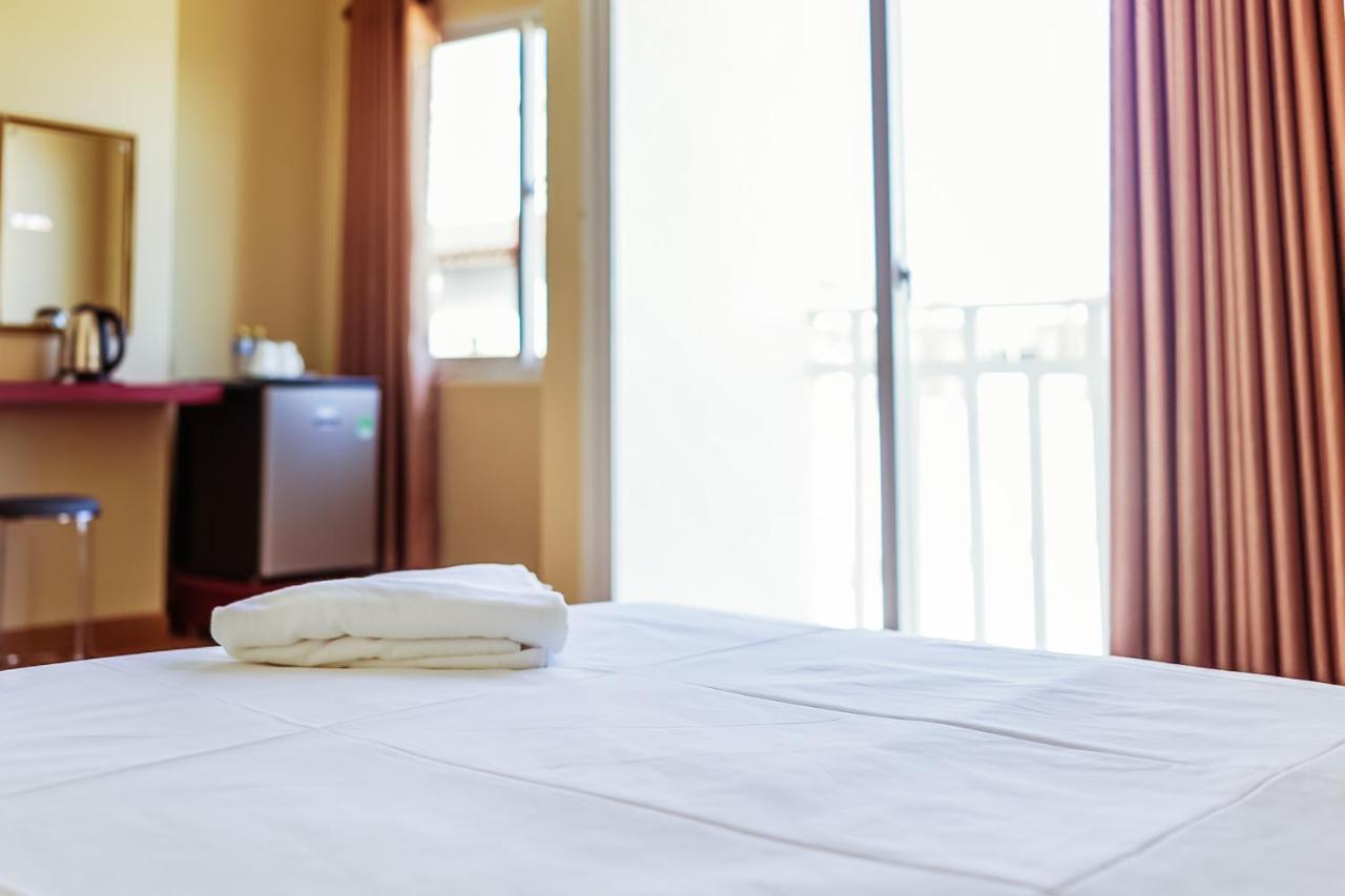 Douangpraseuth Hotel Wientian Zewnętrze zdjęcie